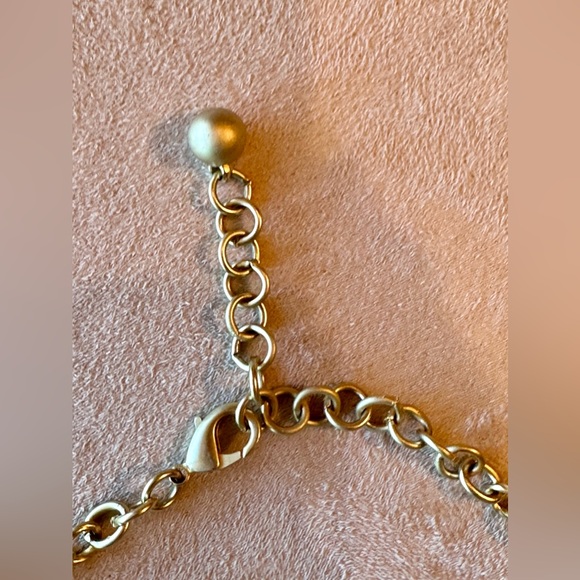 Vintage Goldtone tassel long fringe bib necklace. Statement piece! EUC - Picture 6 of 9